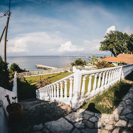 Villa Galanis By The Sea Niforéika Kültér fotó